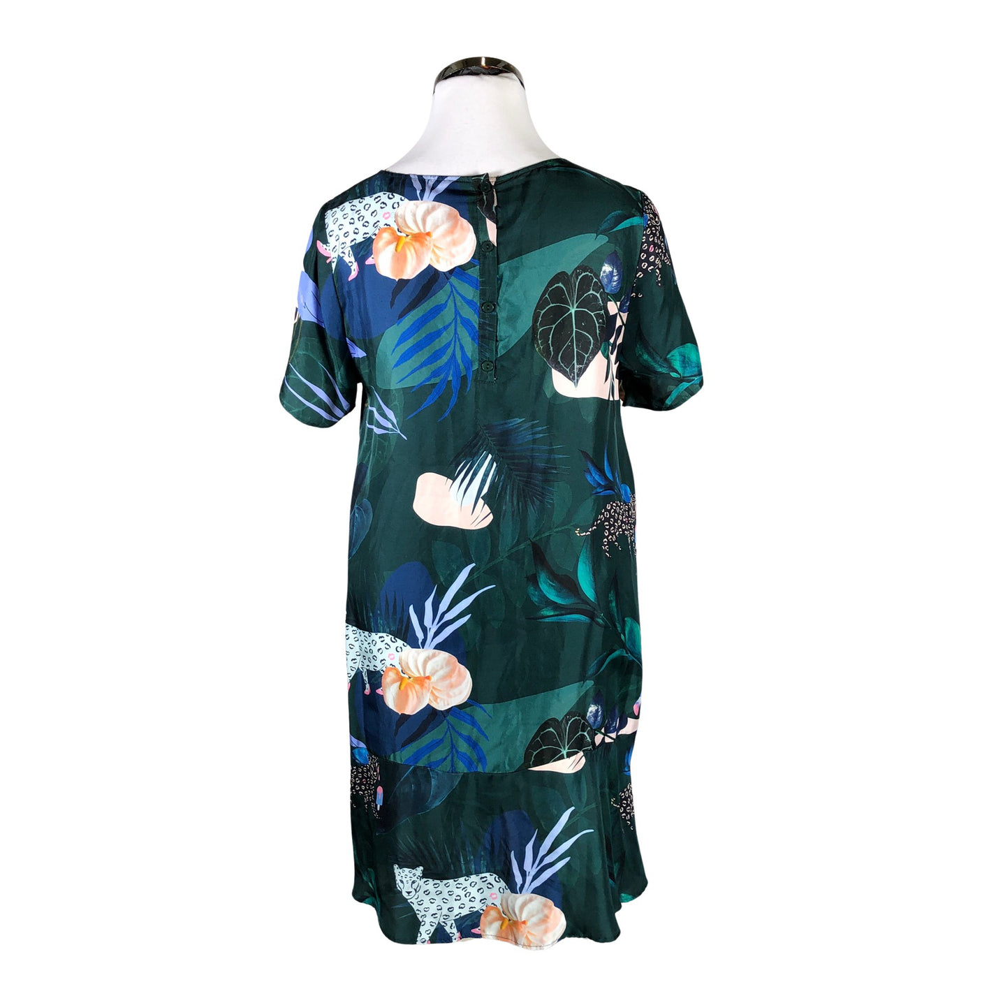 Unisex Uhana Design - Sifonkimekko, koko 42 - (2)