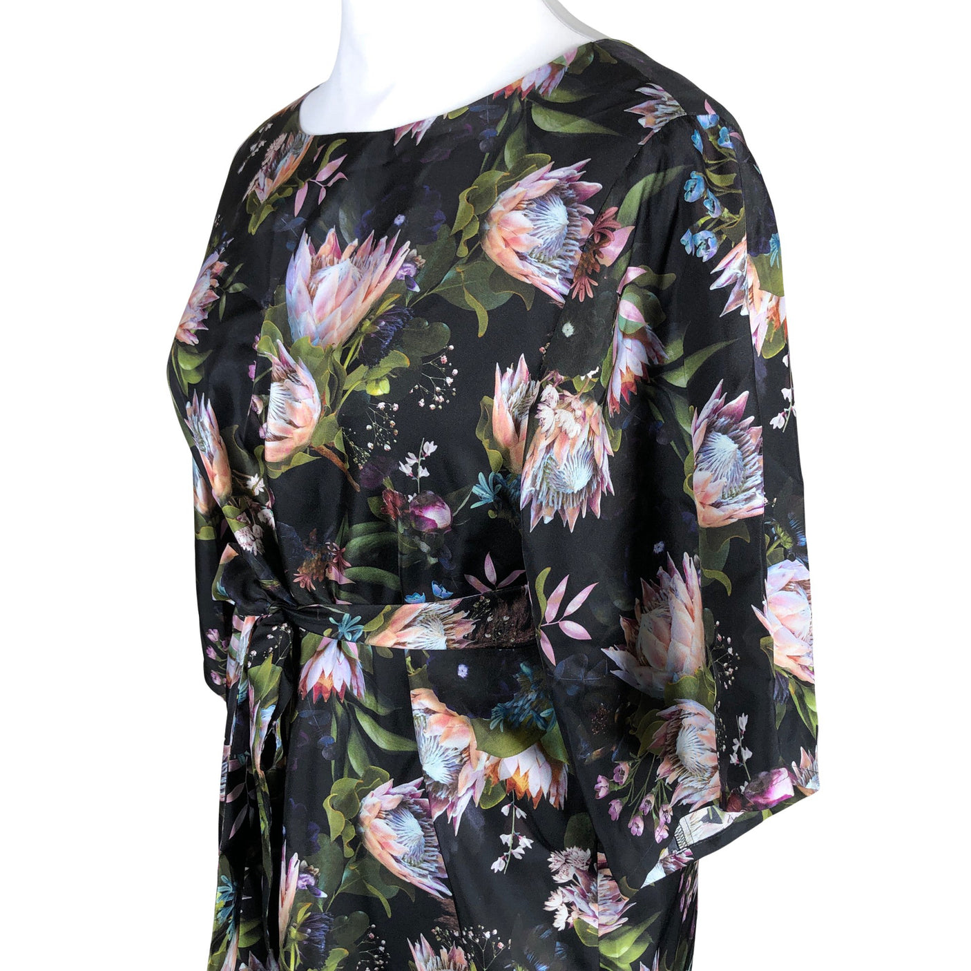 Unisex Uhana Design - Sifonkimekko, koko 44 - (3)