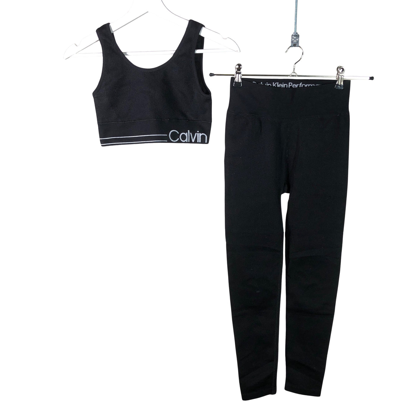 Unisex Calvin Klein - Urheilutrikoot, koko 36 - (1)