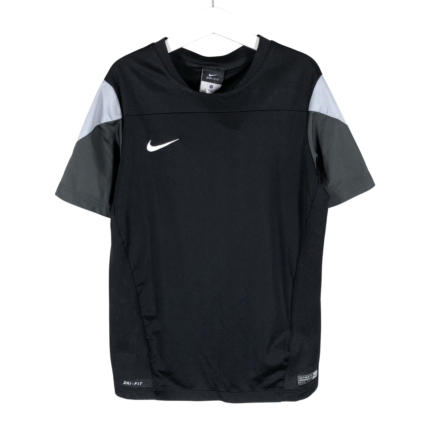 Unisex Nike - Sports shirt, short sleeve, size 140 - 146 - Black (1)