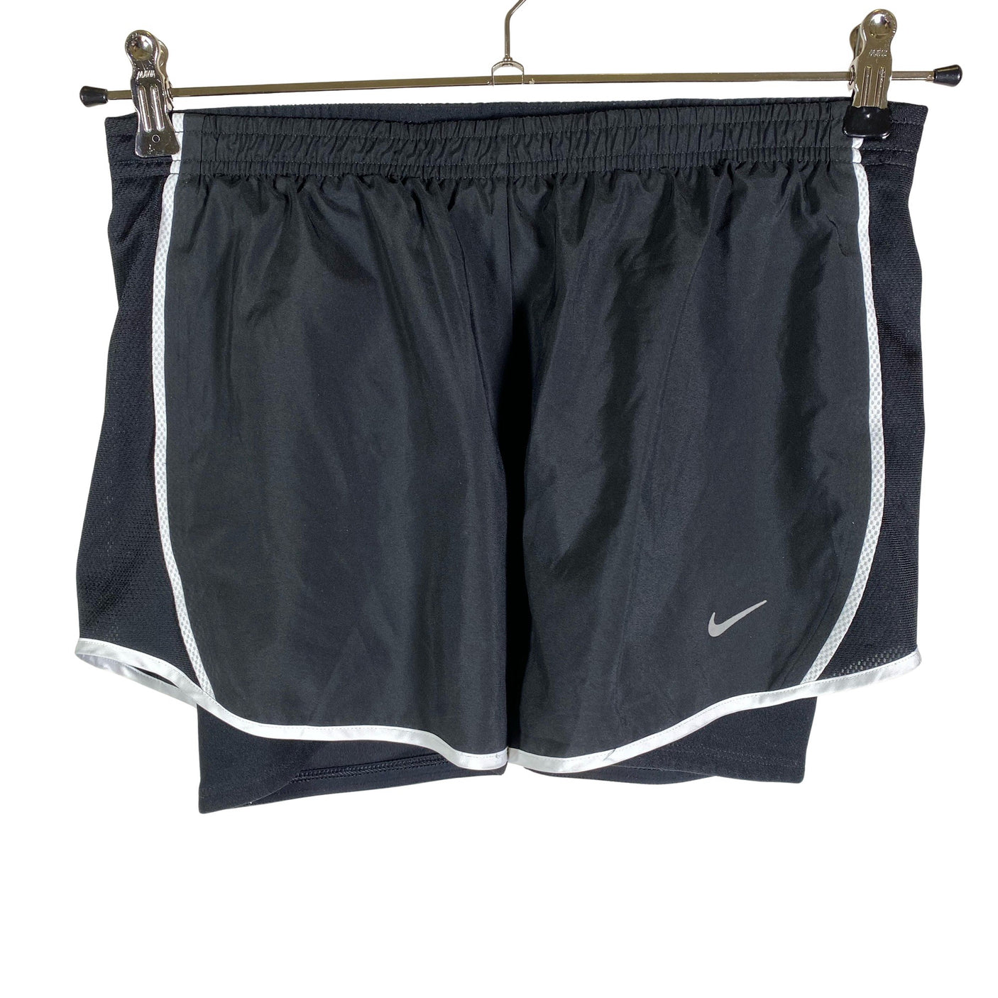 Unisex Nike - Urheilushortsit, koko 36 - (1)