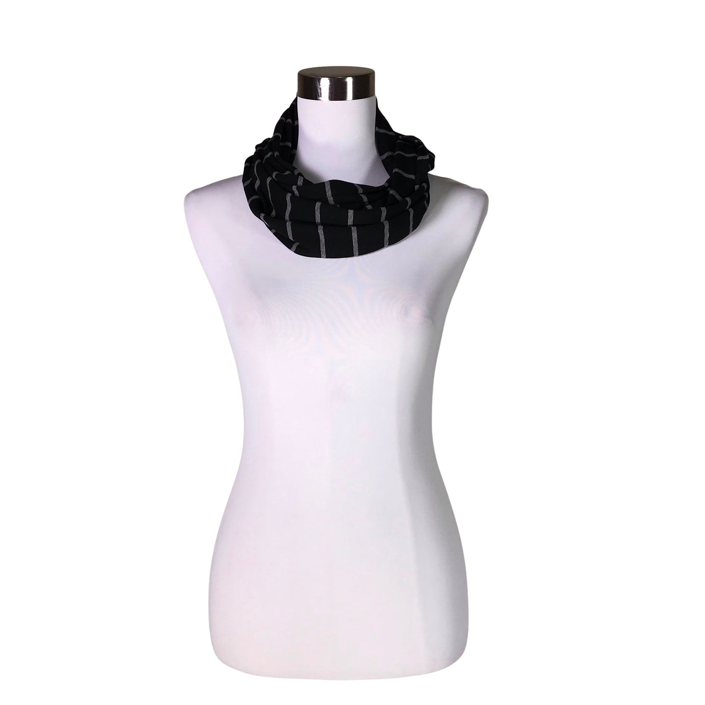 Unisex Ritva Falla - Circle scarf, size Midi - Black (1)