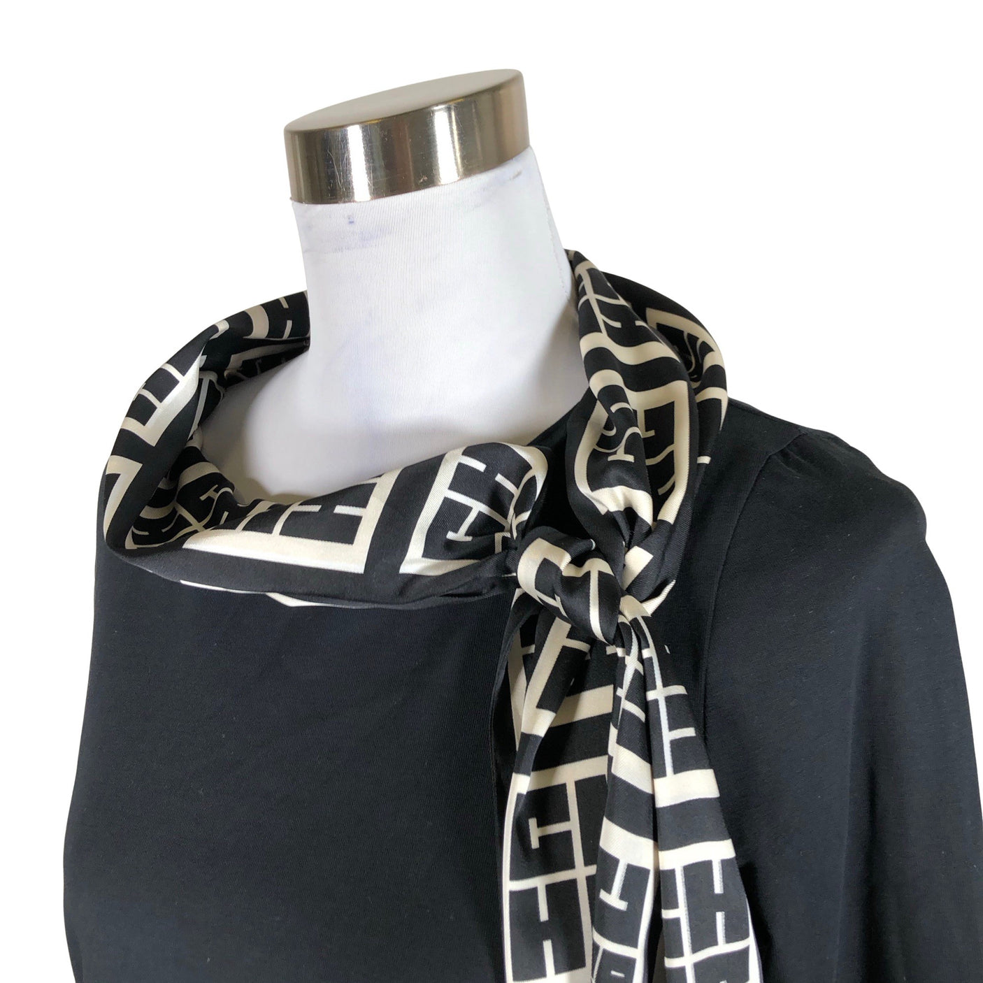 Unisex Carolina Herrera - Tricot shirt, size 40 - Black (3)