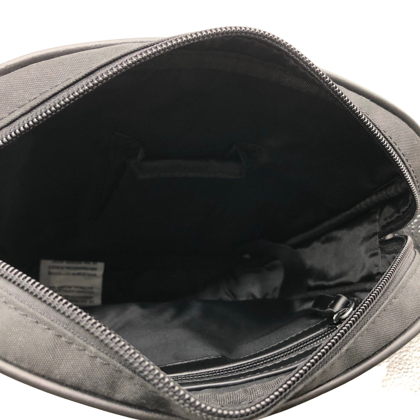 Unisex Guess - Shoulder bag, size Midi - Black (3)