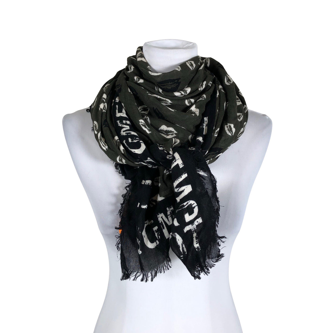 Unisex Hugo Boss - Scarf, size Maxi - Black (1)