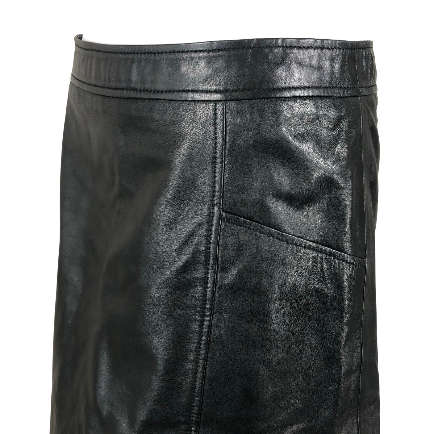 Unisex Part two - Leather skirt, size 38 - Black (3)