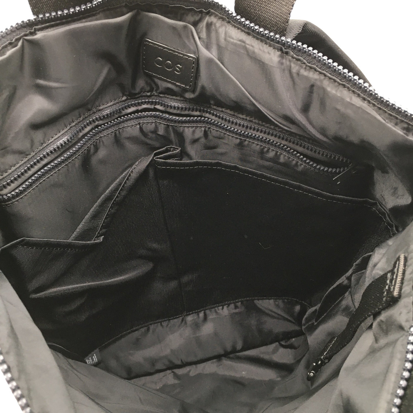 Unisex COS - Backpack, size Ei kokoa - Black (2)