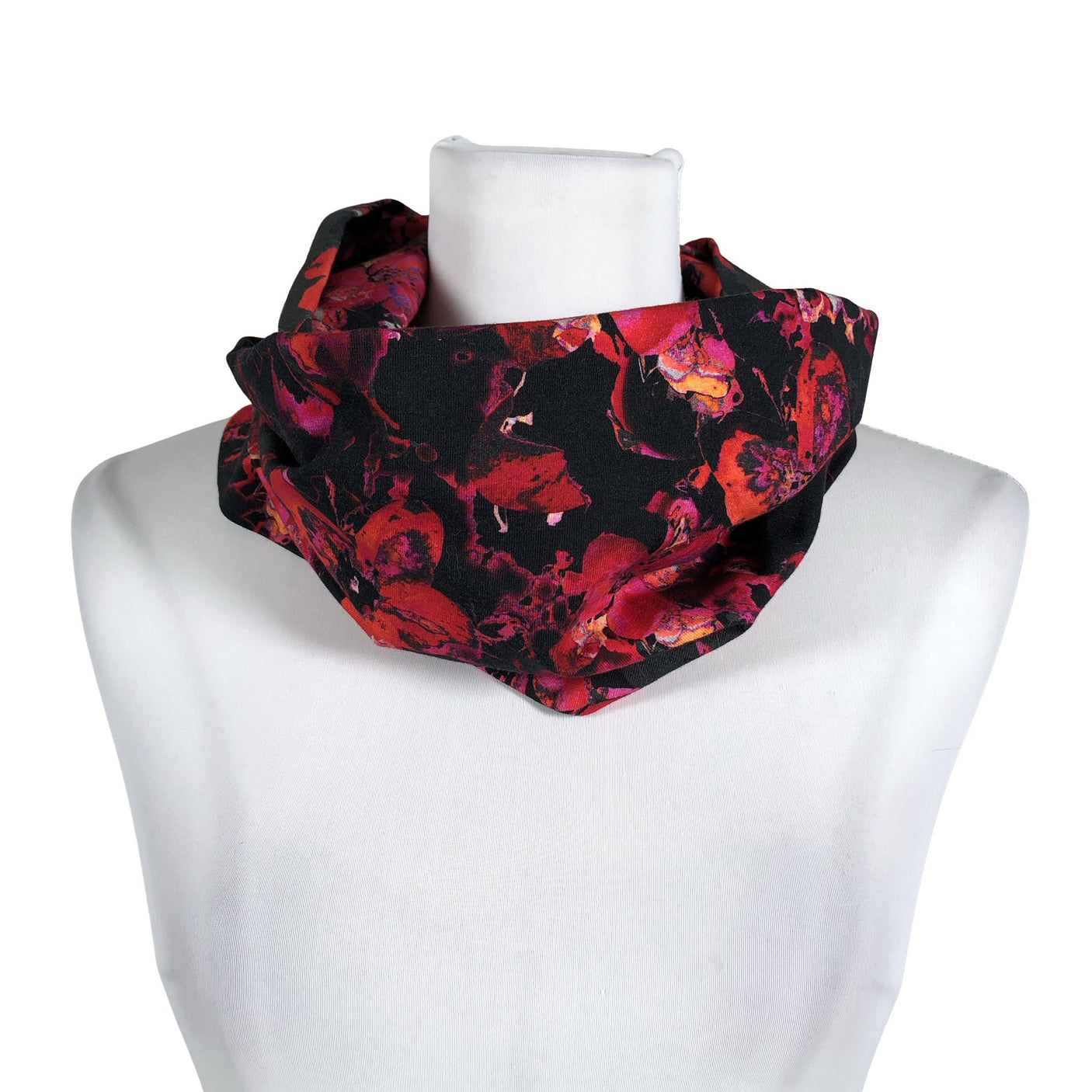 Unisex Nettihattu - Circle scarf, size Maxi - Black (1)