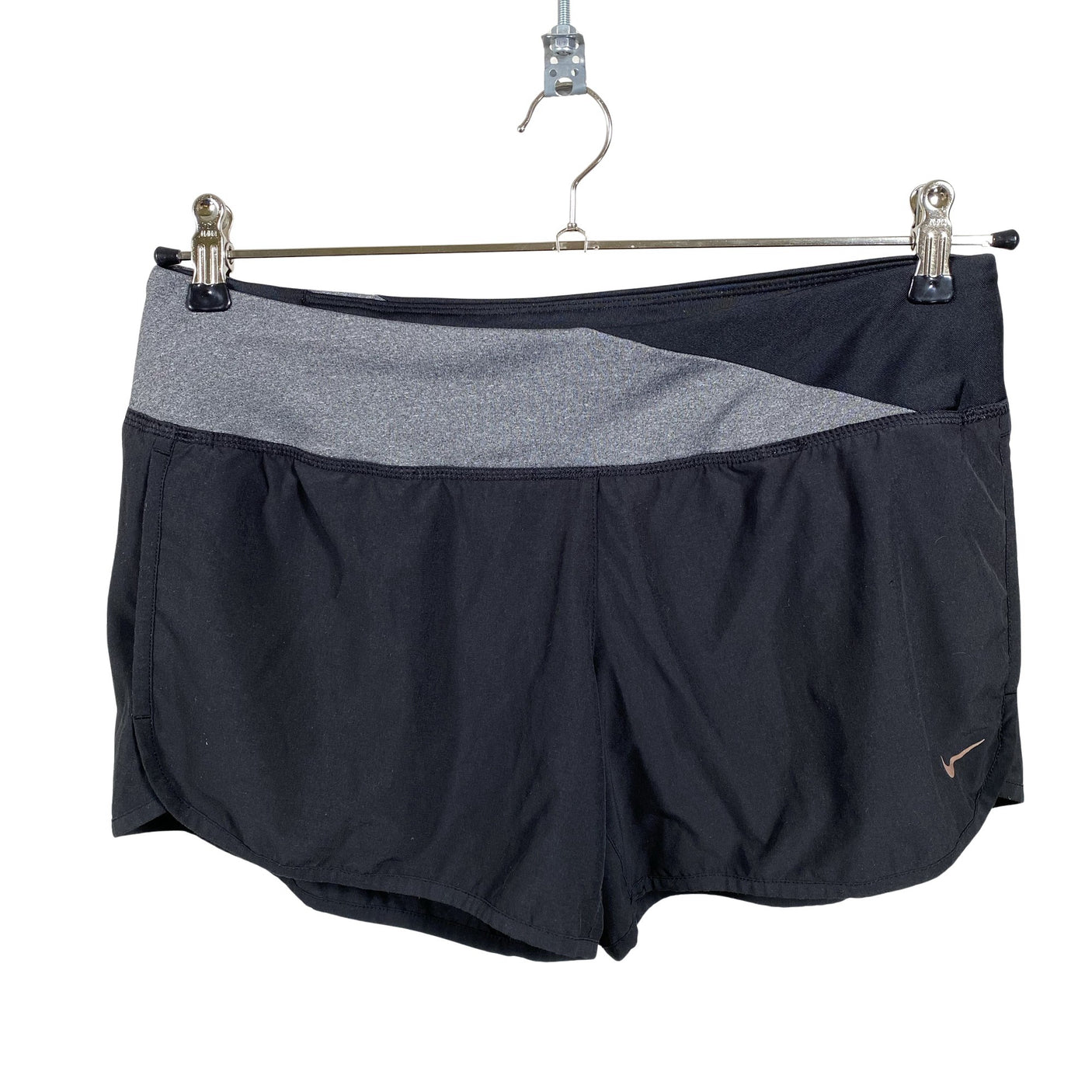 Unisex Nike - Sports shorts, size 38 - Black (1)
