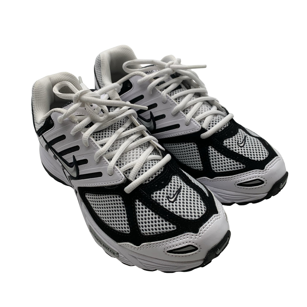 Unisex Nike - Running shoes, size 39 - White (2)