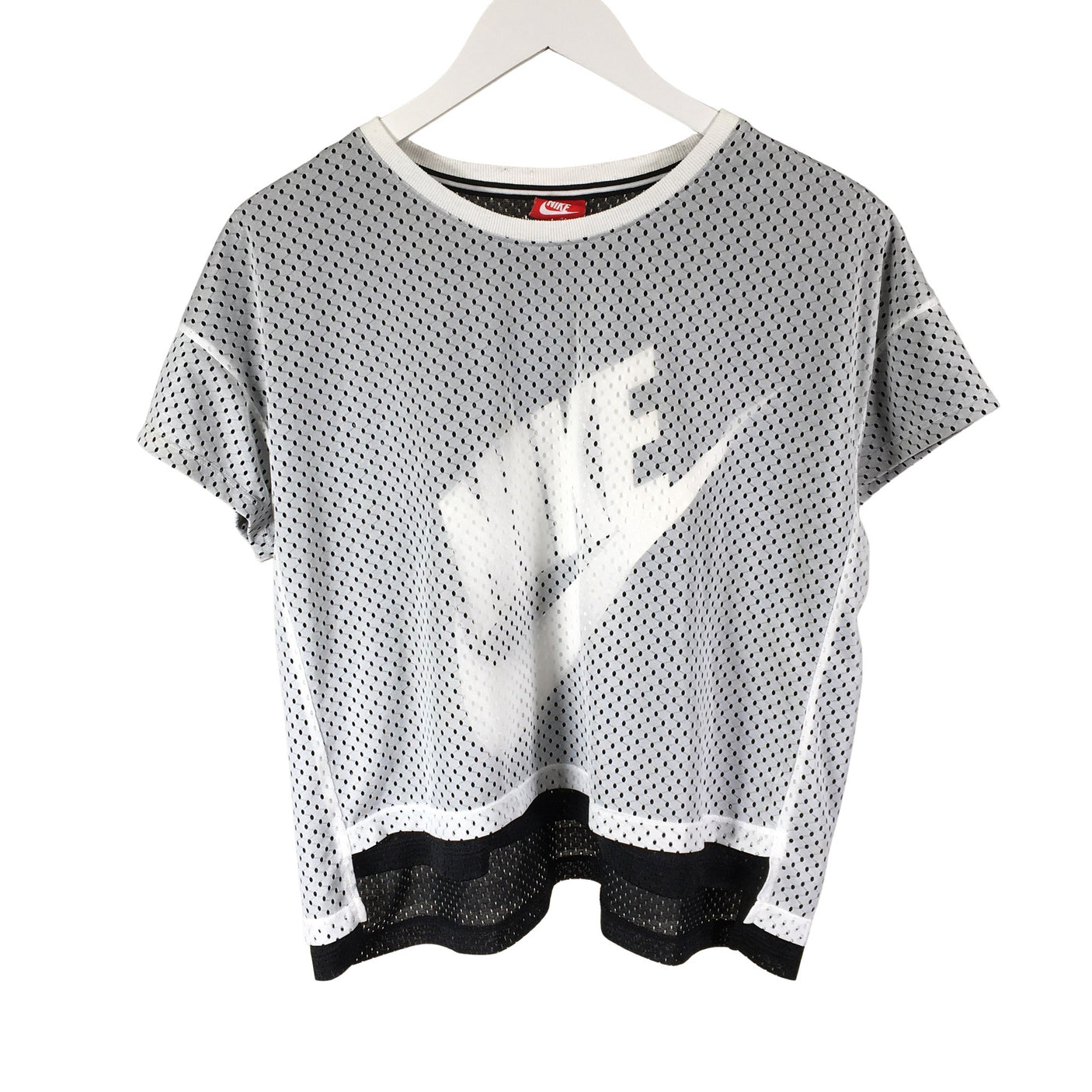 Unisex Nike - Urheilupaita, lyhyet hihat, koko 36 - (1)