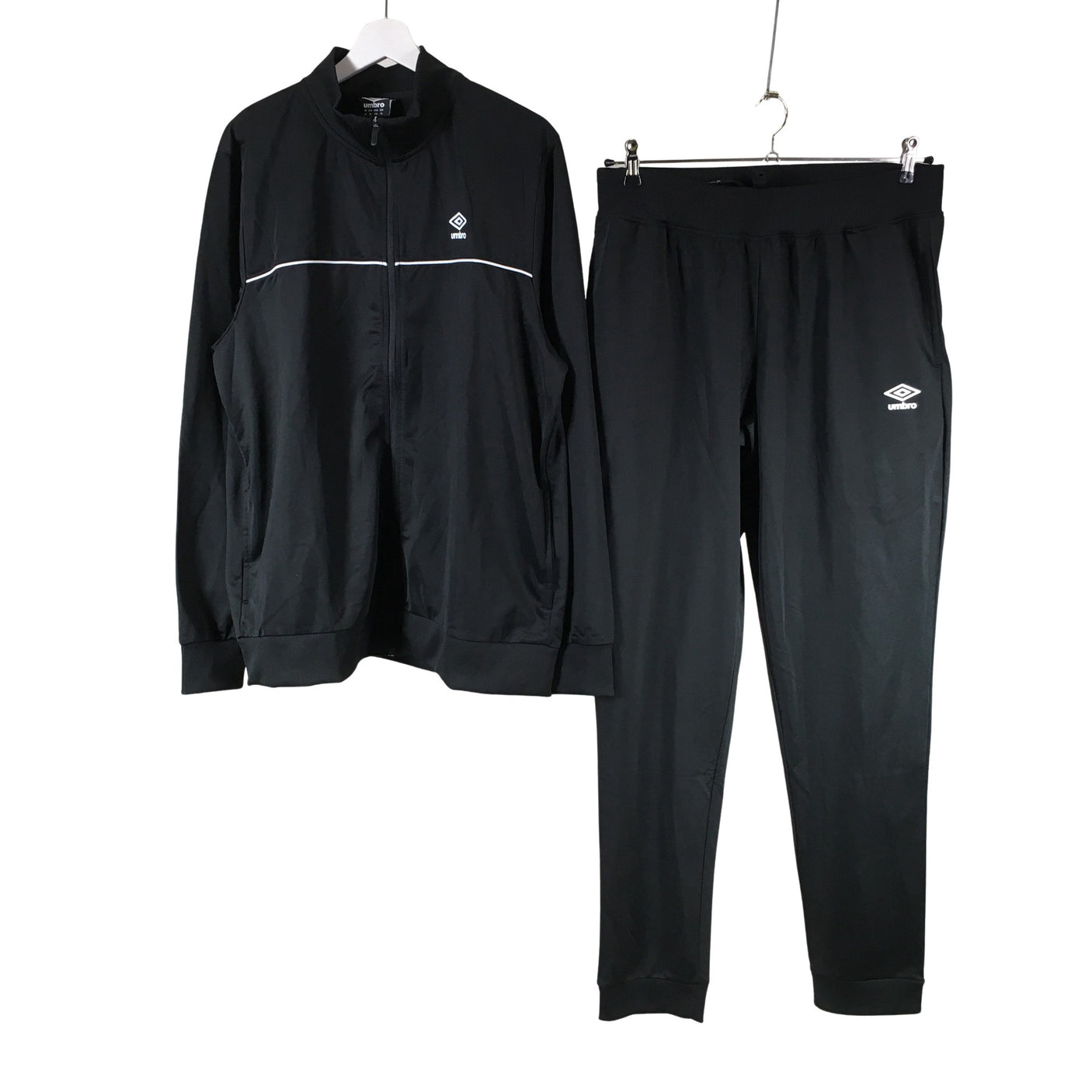 Unisex Umbro - Verryttelyhousut, koko XL - (1)