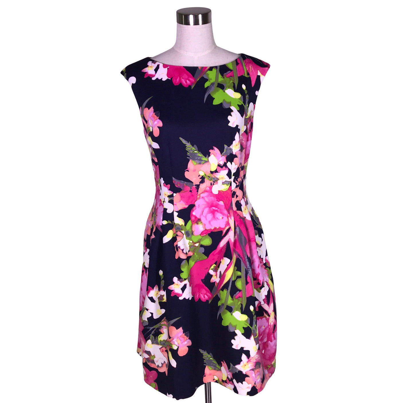 Unisex Vince Camuto - Juhlamekko, koko 38 - (1)
