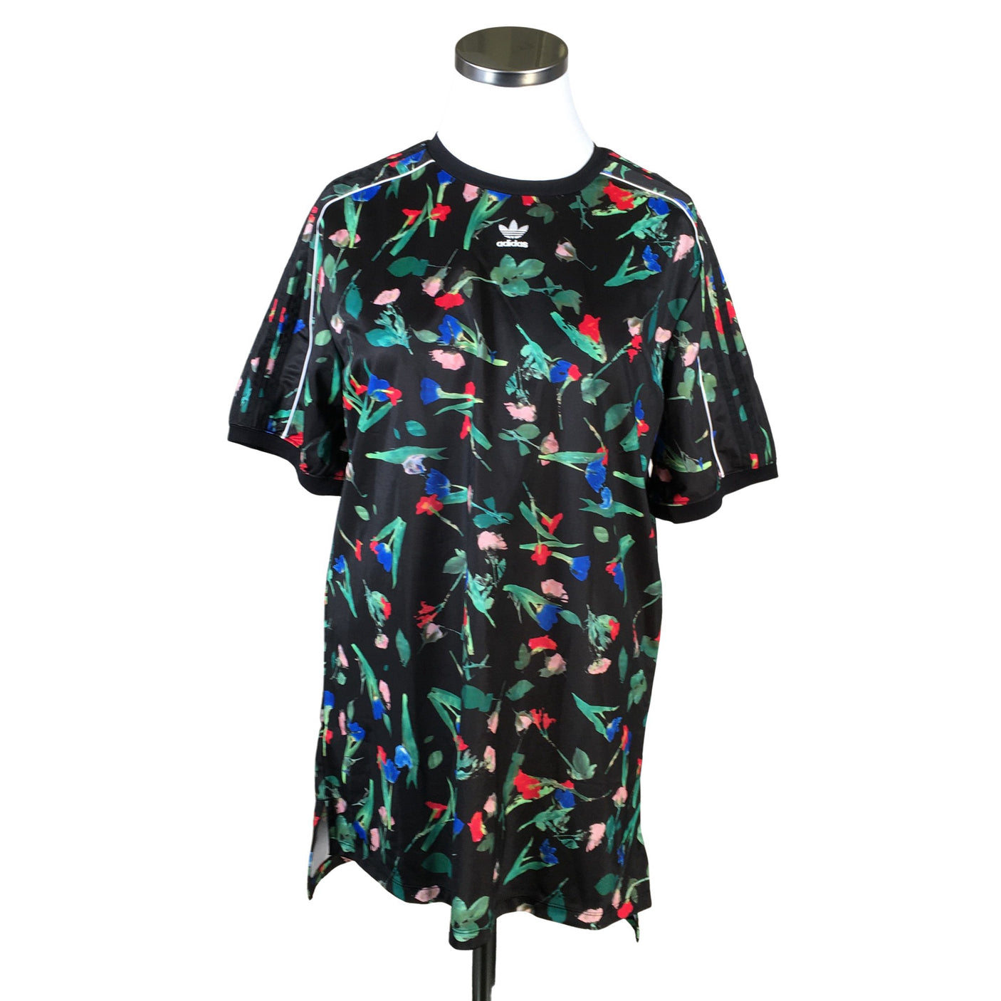 Unisex Adidas - Trikoomekko, koko 42 - (1)