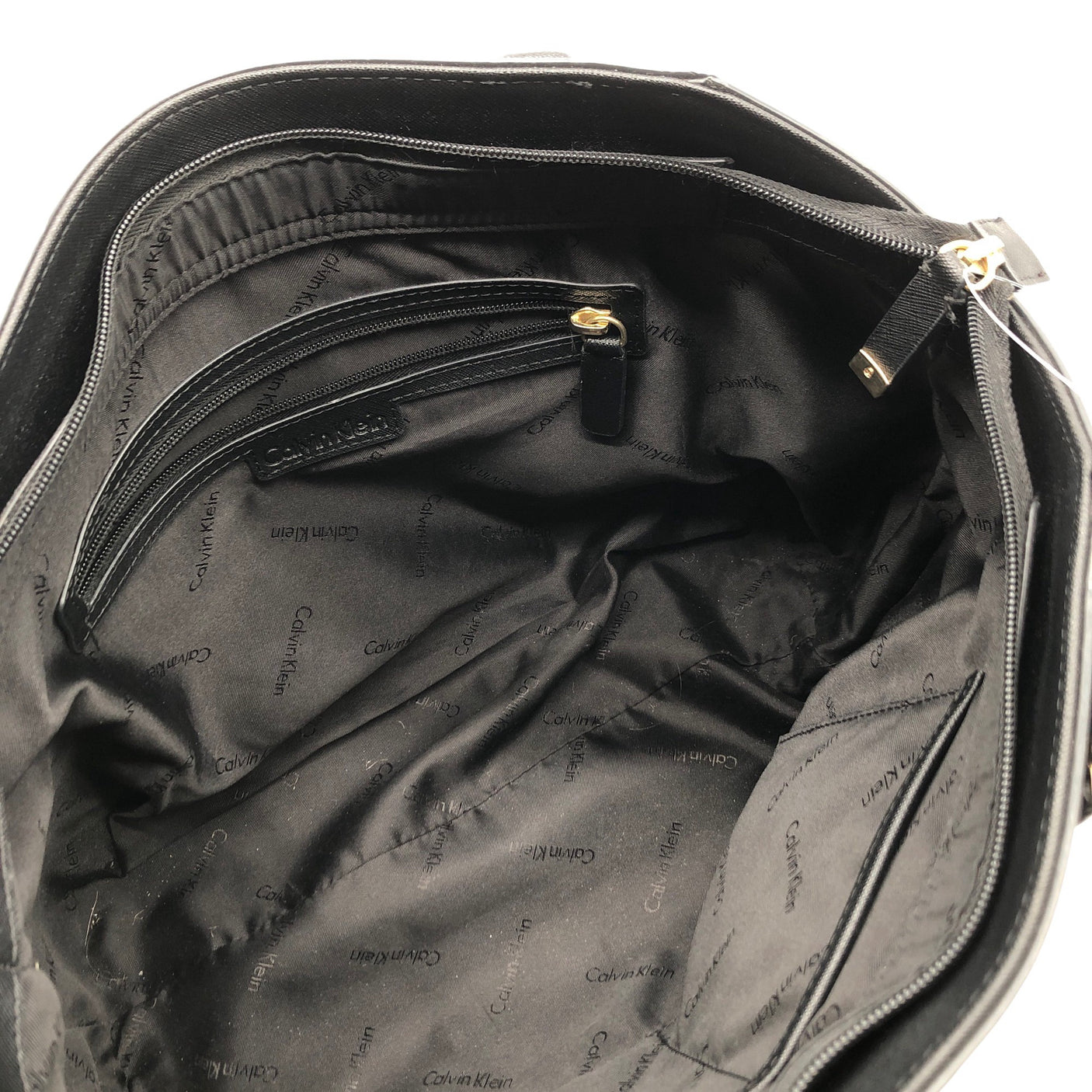 Unisex Calvin Klein - Käsilaukku, koko Midi - (2)