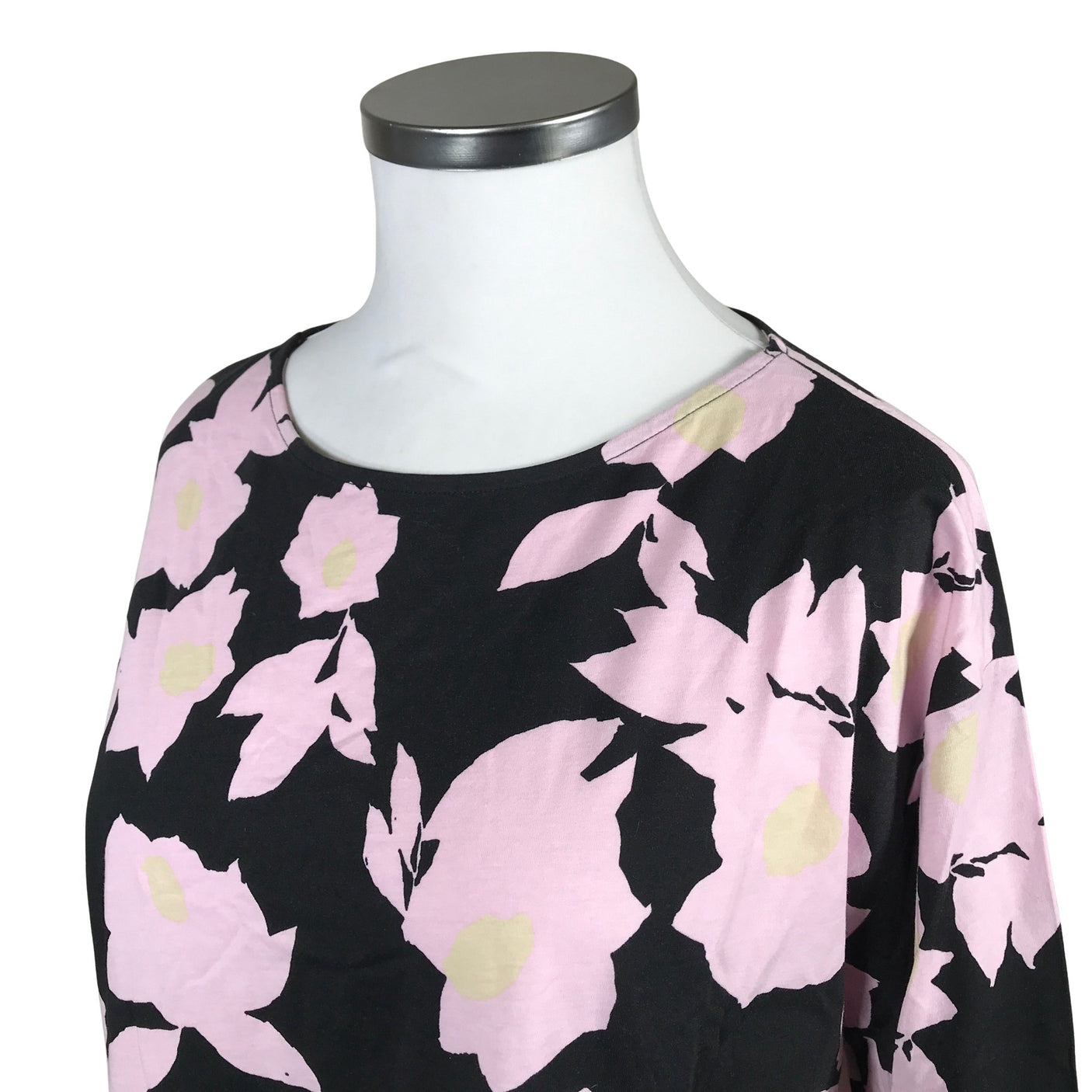 Trikoomekko, koko 44