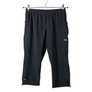 Unisex Umbro - Urheilucaprit, koko 38 -  (1)