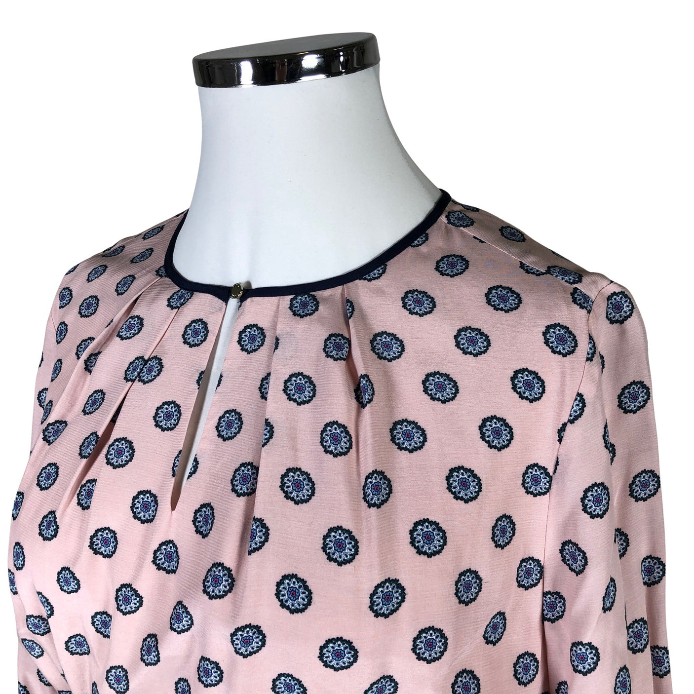 Unisex Tommy Hilfiger - Sifonkimekko, koko 44 -  (3)