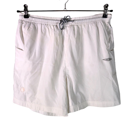 Unisex Umbro - Urheilushortsit, koko 38 -  ()