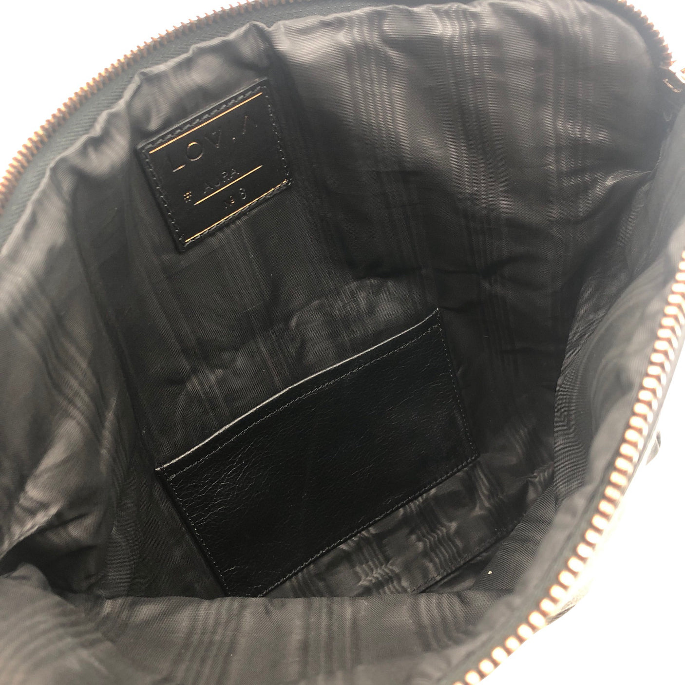 Unisex Lovia - Käsilaukku, koko Midi -  (3)