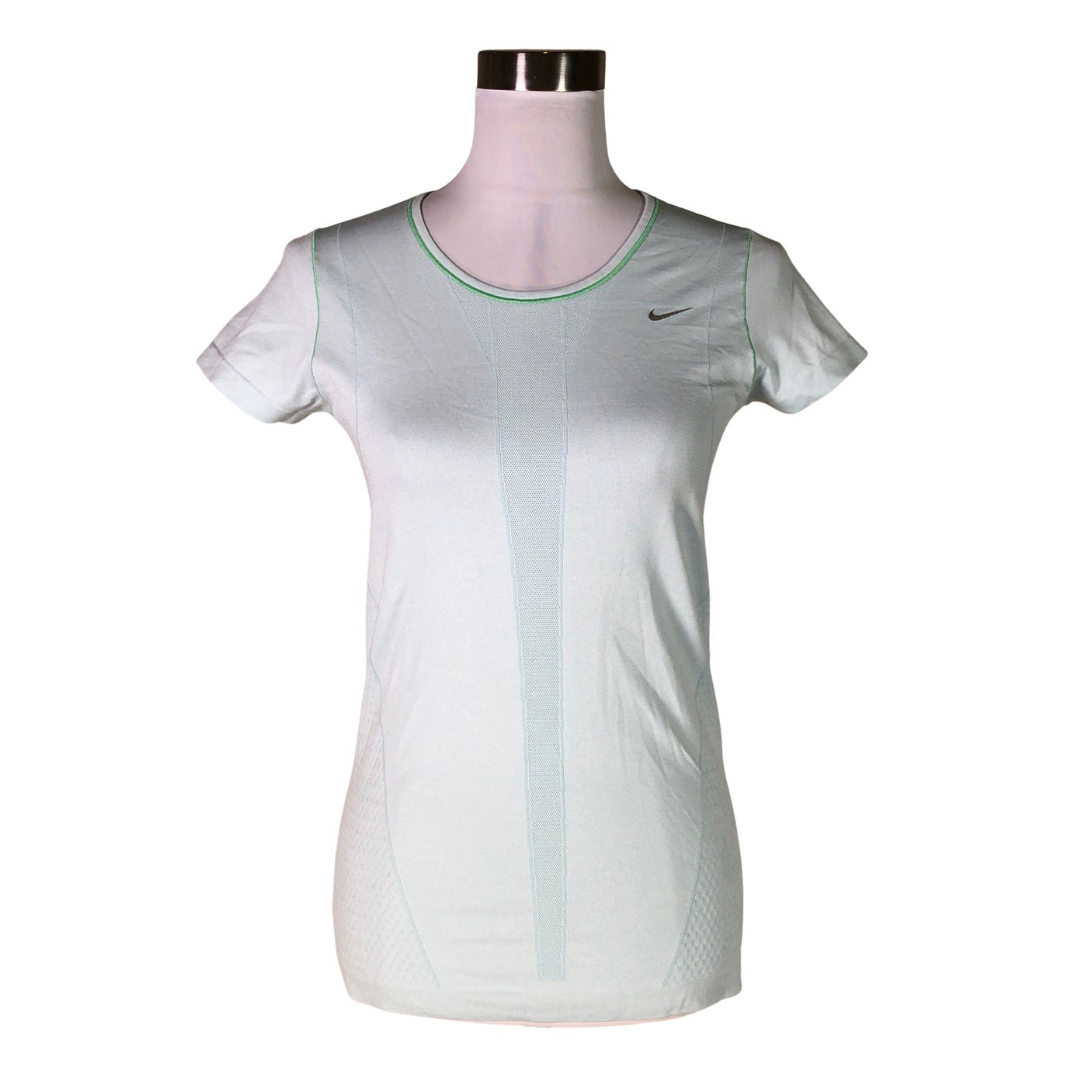 Unisex Nike - Urheilupaita, lyhyet hihat, koko 38 -  (1)