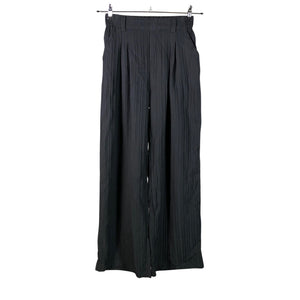 Unisex Halara - Ohuet housut, koko 34 -  (1)