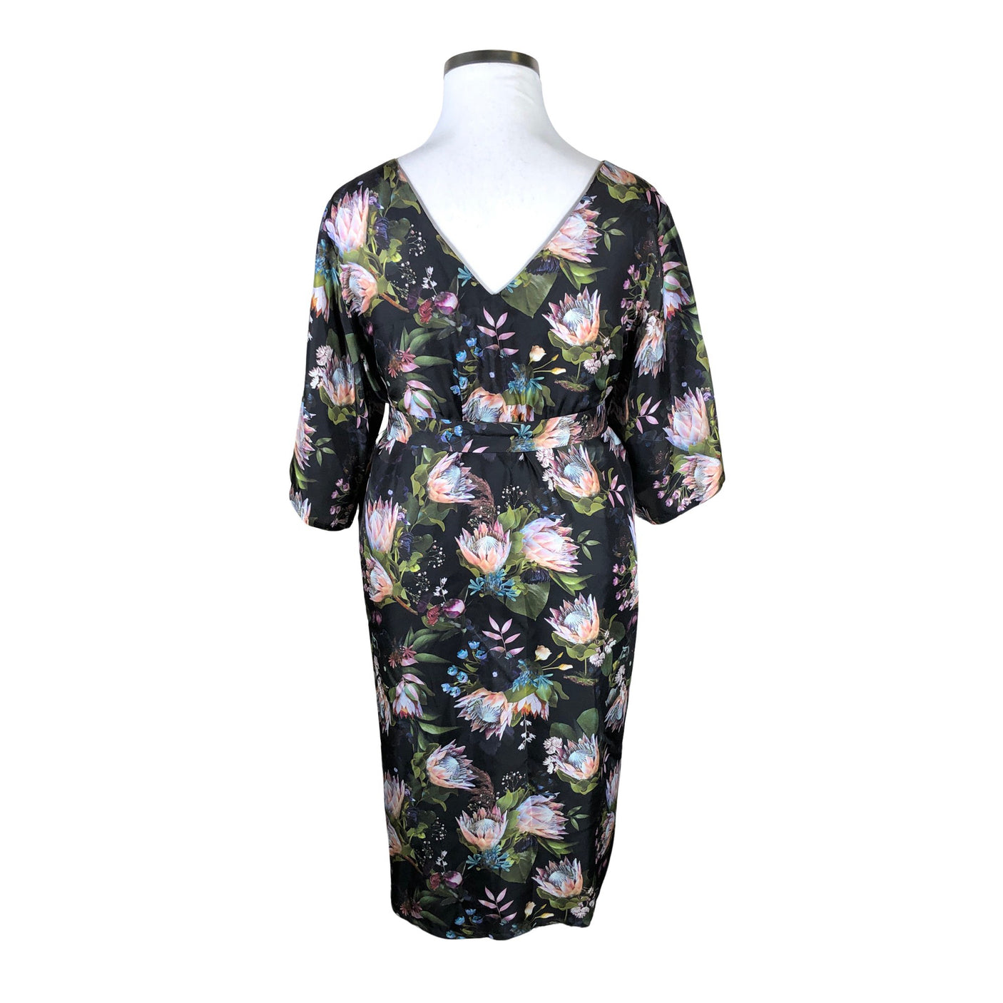 Unisex Uhana Design - Sifonkimekko, koko 44 -  (2)