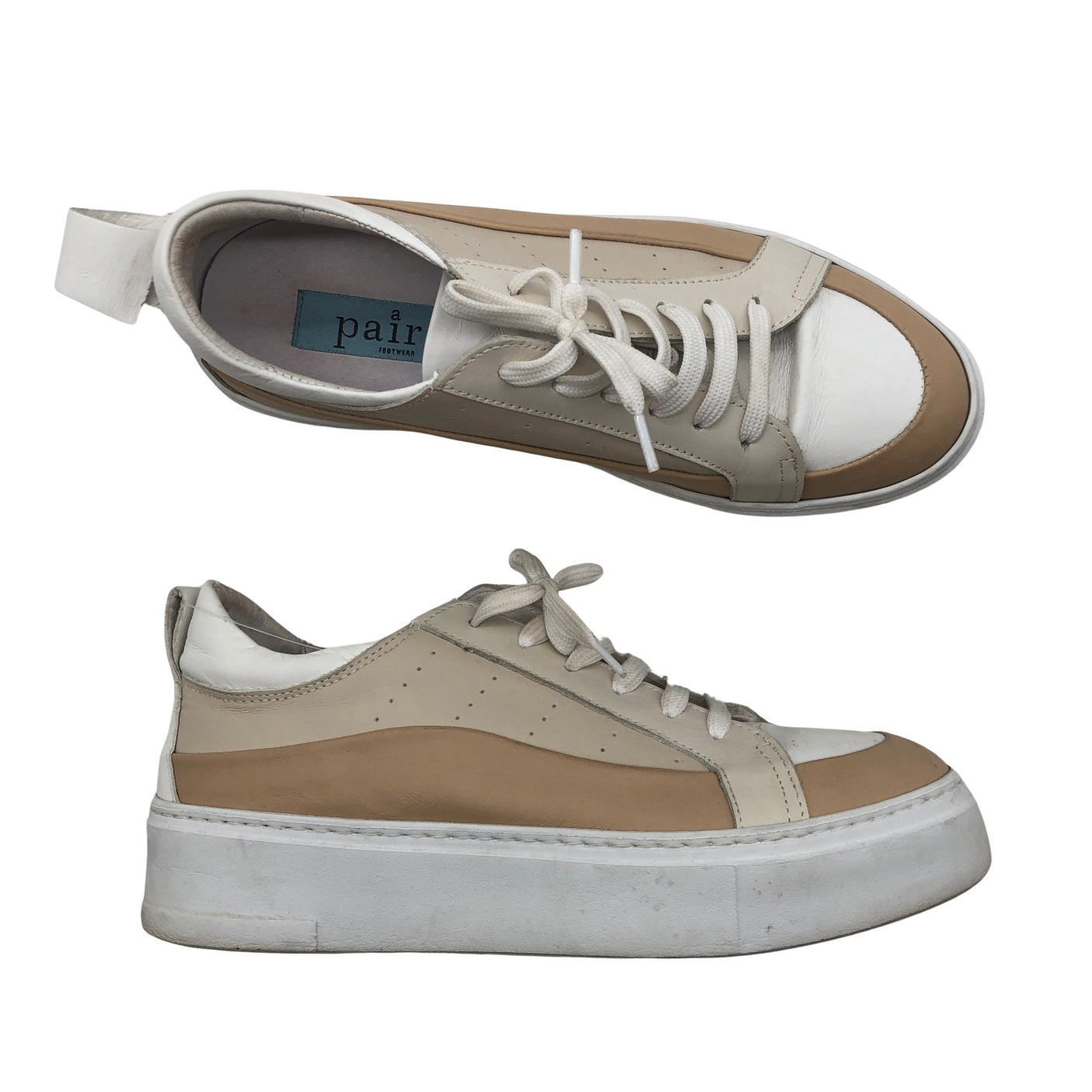 Unisex A Pair - Tennarit, koko 38 -  (1)