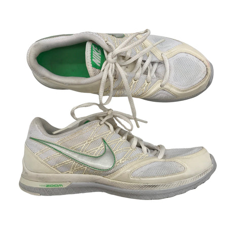 Unisex Nike - Sisäliikuntakengät, koko 39 -  ()