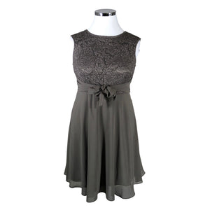 Unisex Esprit - Juhlamekko, koko 42 -  (1)