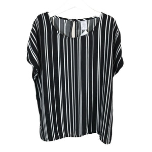 Unisex Lindex - Lyhythihainen pusero, koko 146 - 152 -  (1)