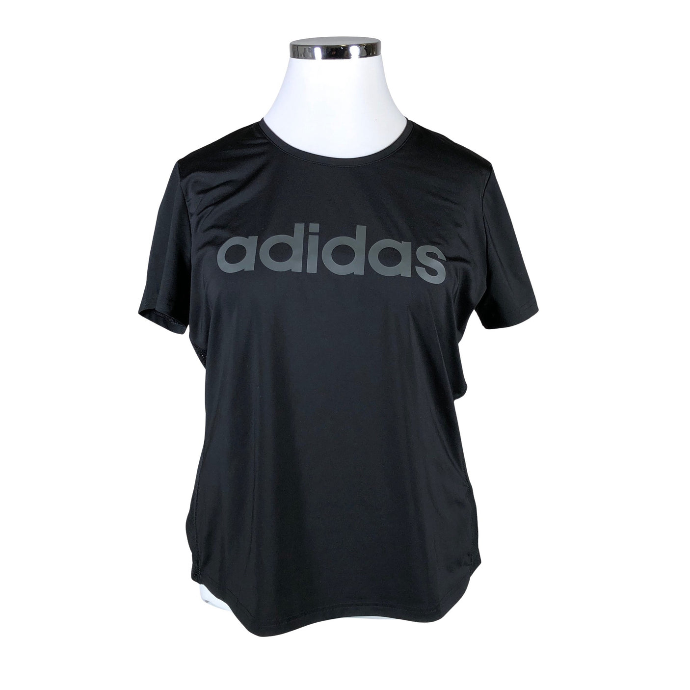 Unisex Adidas - Urheilupaita, lyhyet hihat, koko 42 -  (1)