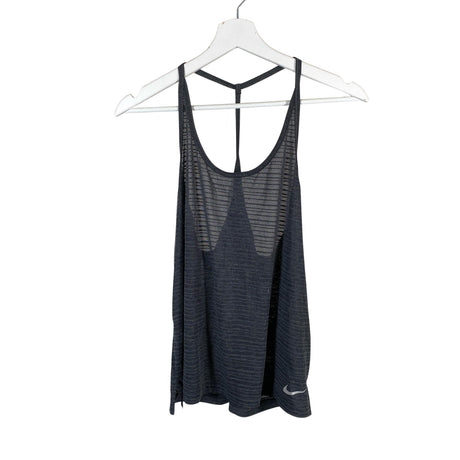 Unisex Nike - Urheilutoppi, koko 40 -  ()
