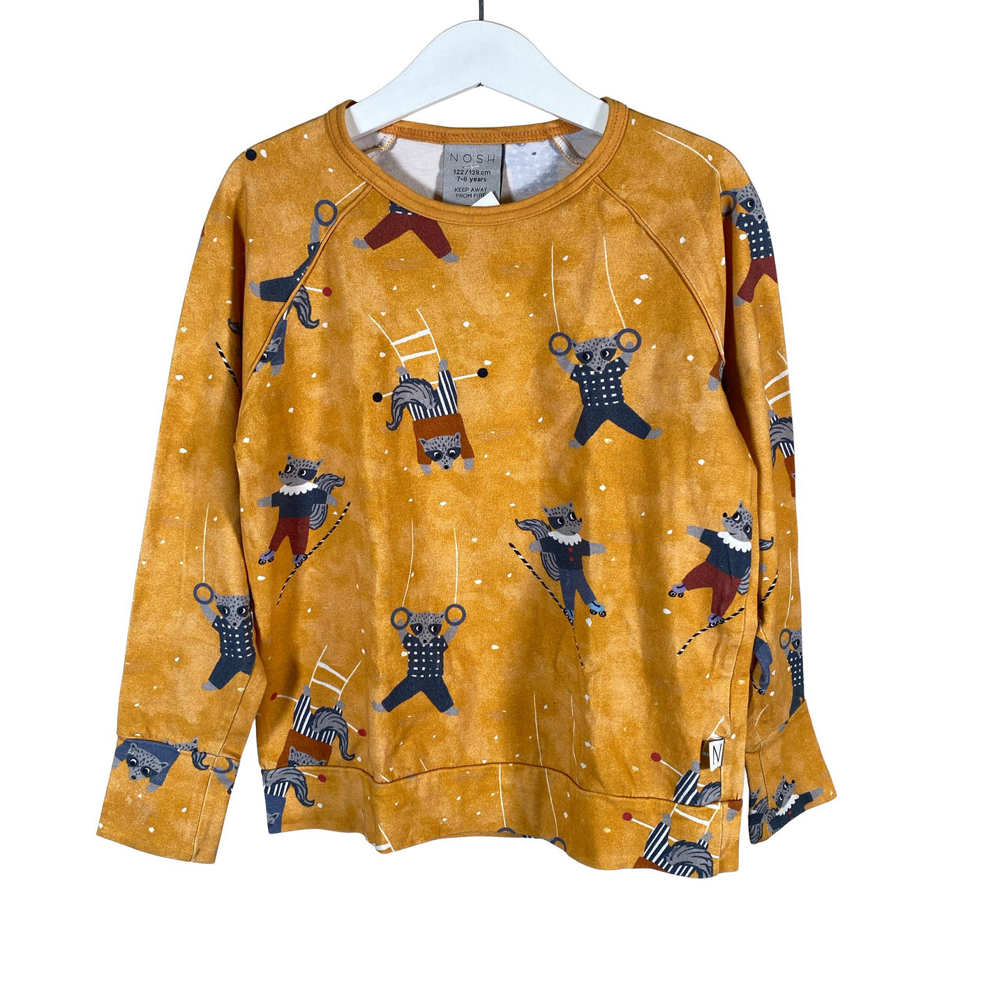 Unisex NOSH - Trikoopaita, koko 122 - 128 -  (1)