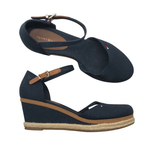 Unisex Tommy Hilfiger - Kiilakorkosandaalit, koko 39 -  (1)