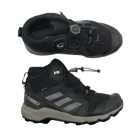 Unisex Adidas - Välikausikengät, koko 34 -  ()