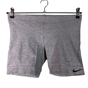 Unisex Nike - Urheilushortsit, koko 38 -  (1)
