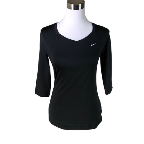 Unisex Nike - Urheilupaita, 
pitkät hihat, koko 38 -  ()