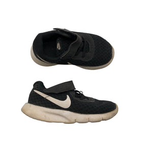 Unisex Nike - Lenkkarit, koko 23 -  (1)