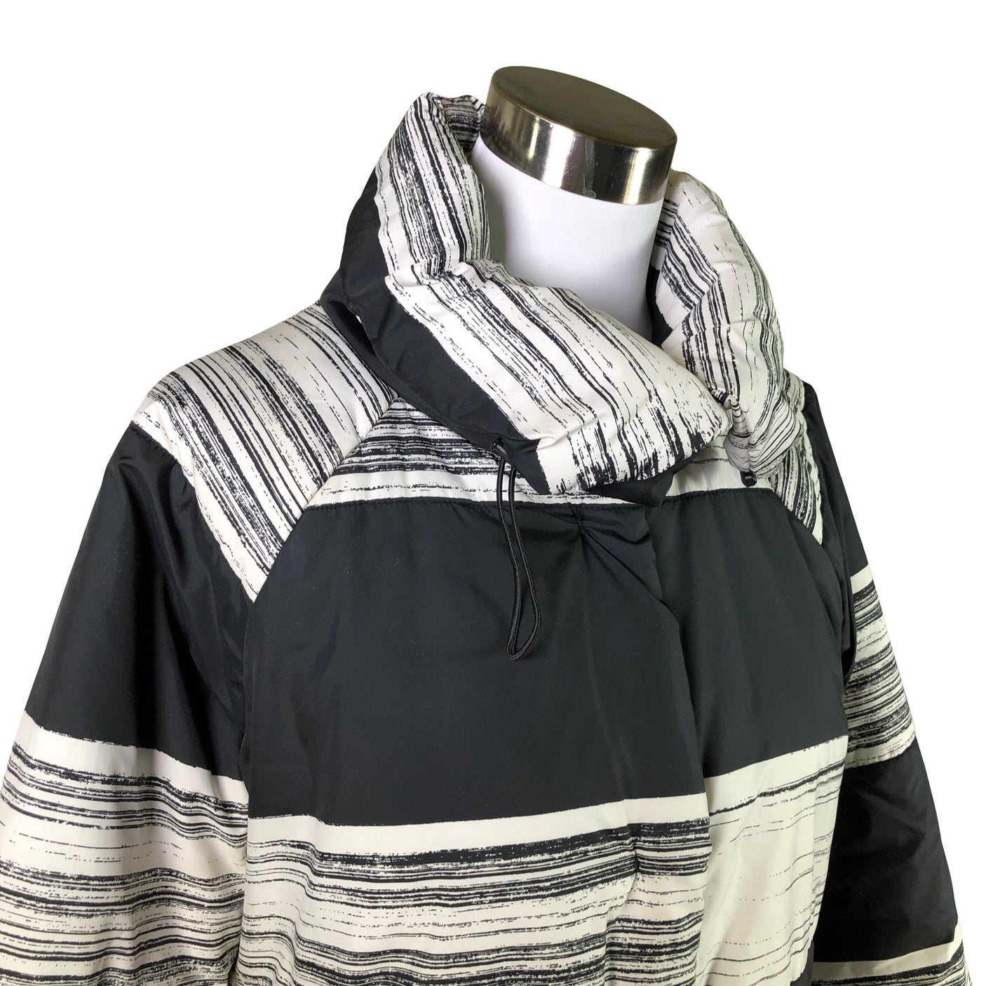 Unisex Marimekko - Toppatakki, koko 38 -  (3)