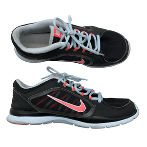 Unisex Nike - Lenkkarit, koko 40 -  (1)