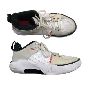 Unisex Jordan (Nike) - Lenkkarit, koko 39 -  (3)