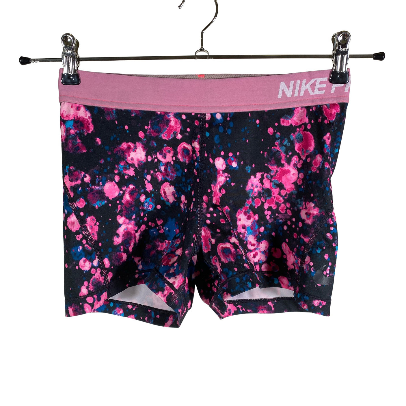Unisex Nike - Urheilushortsit, koko 38 -  (1)