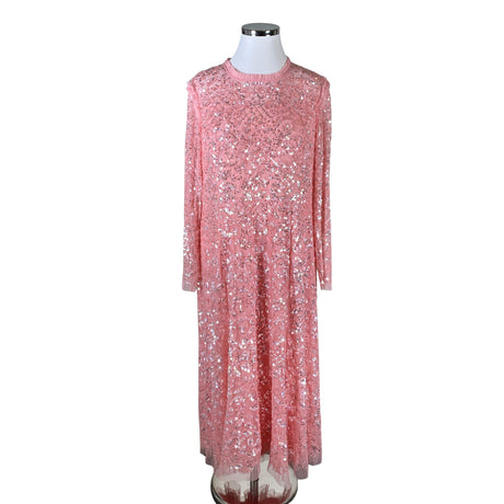 Unisex Needle & Thread - Juhlamekko, koko 50 -  ()