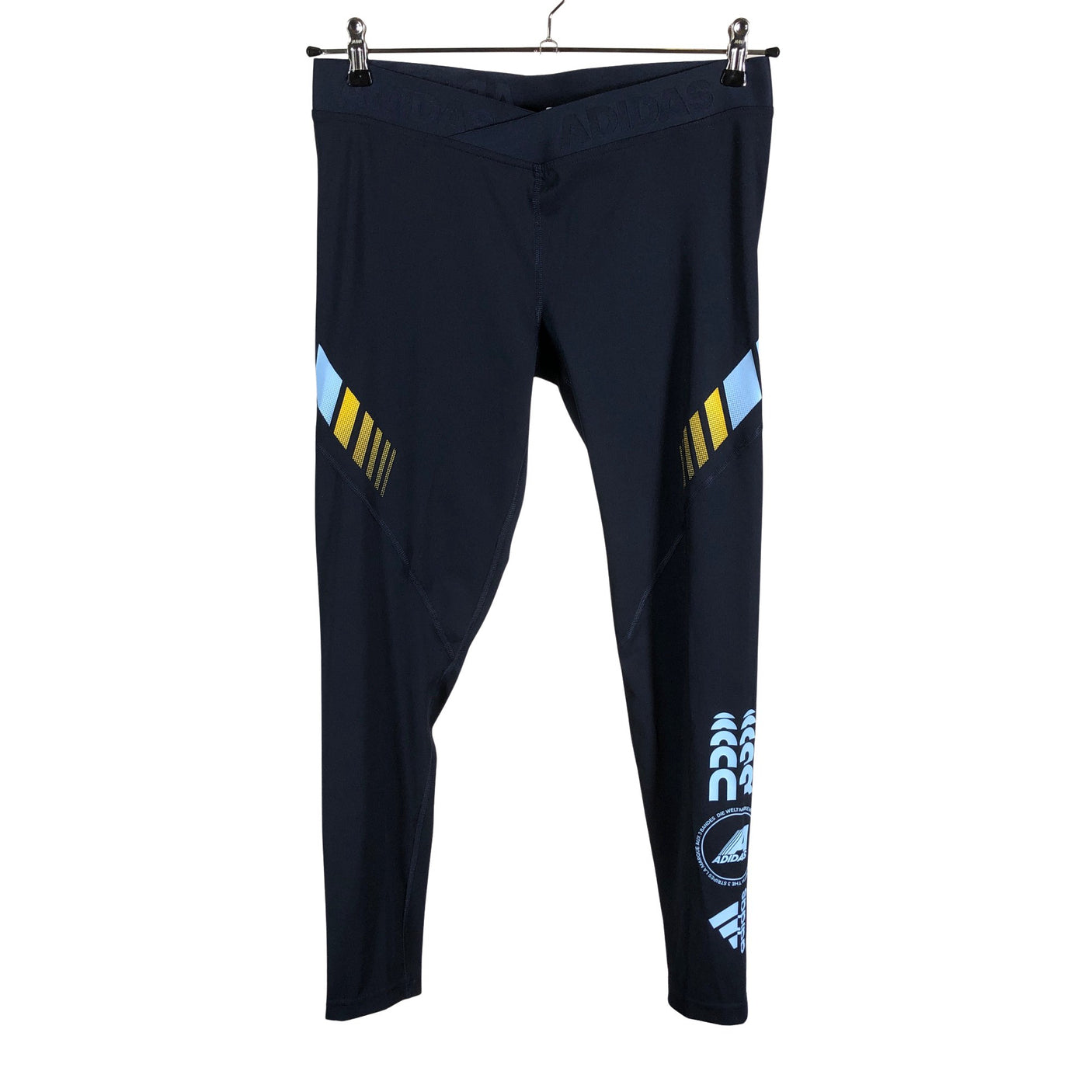 Unisex Adidas - Urheilutrikoot, koko 40 -  (1)