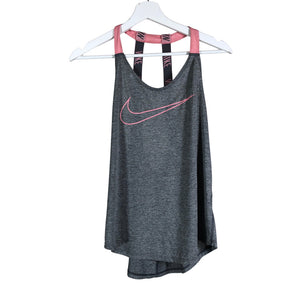 Unisex Nike - Urheilutoppi, koko 36 -  (1)