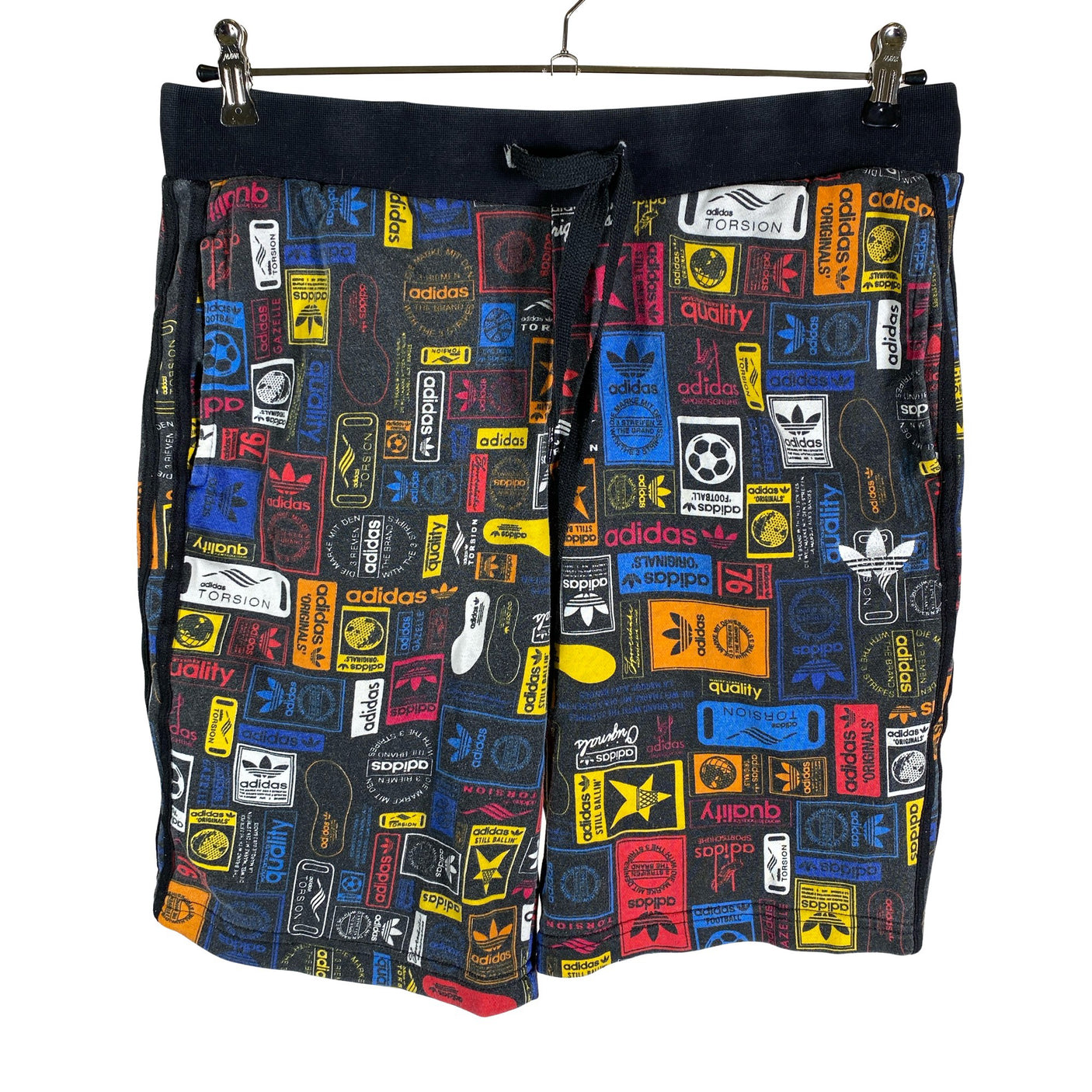 Unisex Adidas - Collegeshortsit, koko L -  (1)