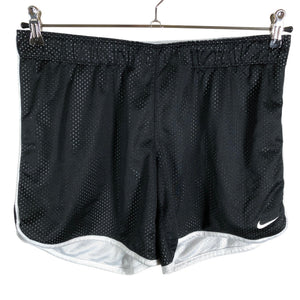 Unisex Nike - Urheilushortsit, koko 38 -  (1)