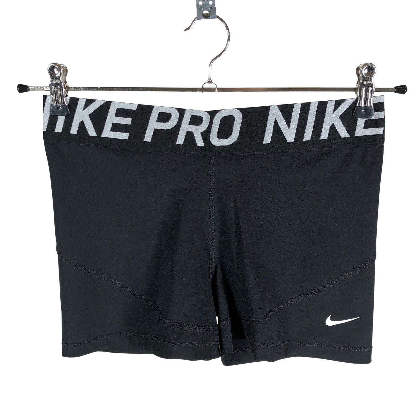 Unisex Nike - Urheilushortsit, koko 40 -  (1)
