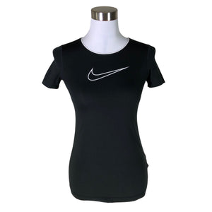 Unisex Nike - Urheilupaita, lyhyet hihat, koko 40 -  (1)
